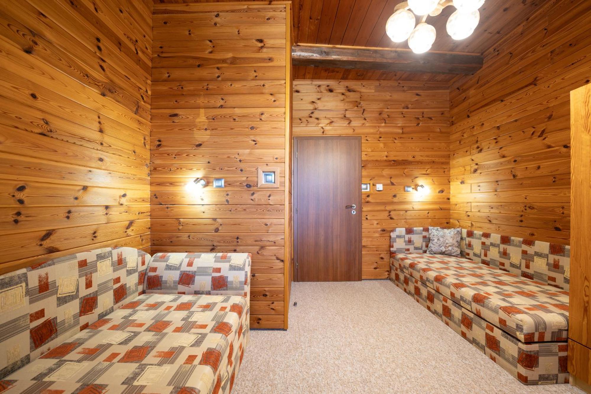 Ea Horsky Hotel Hajenka 모드라바 외부 사진