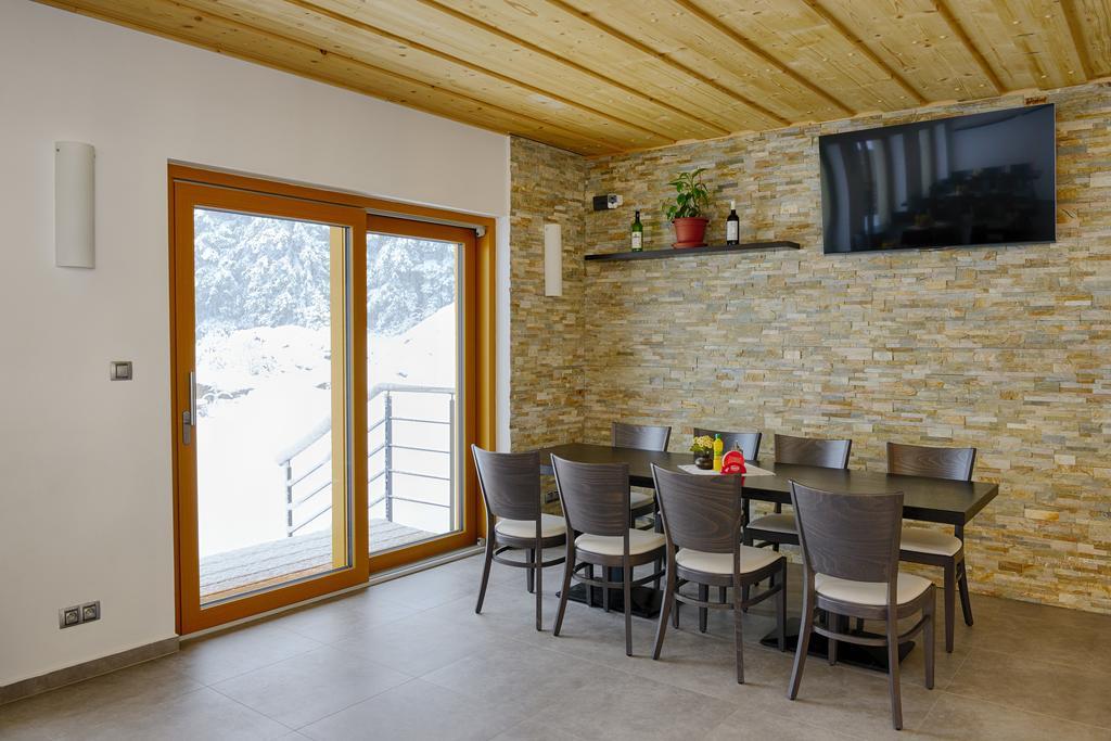 Ea Horsky Hotel Hajenka 모드라바 외부 사진