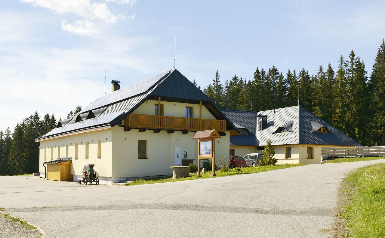 Ea Horsky Hotel Hajenka 모드라바 외부 사진